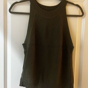 Sleeveless knit sweater